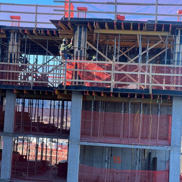 Multi-Level Column Formwork & Access Scaffolds Multi-Level Column Formwork & Access Scaffolds